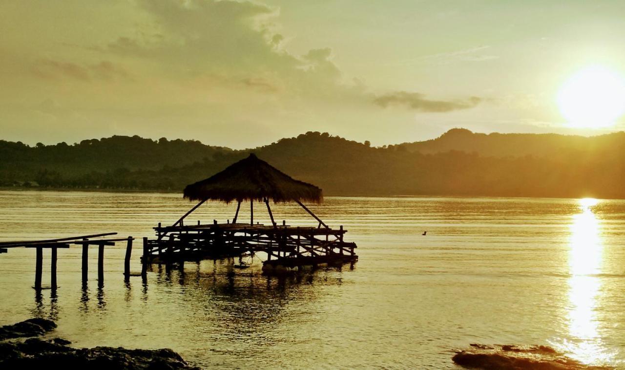 Tanjungan Hotell Gili Gede Eksteriør bilde